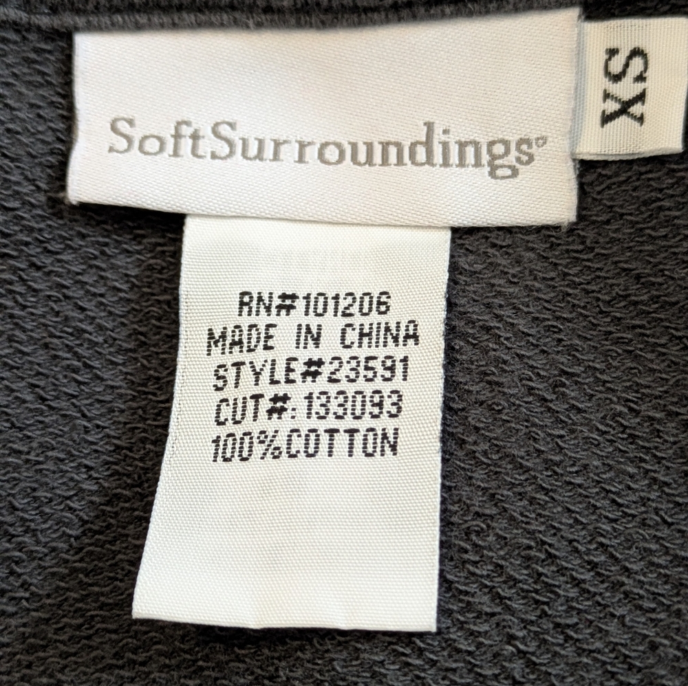 Gray Button-Up High-Low Jacket With Embroidered D… - image 7